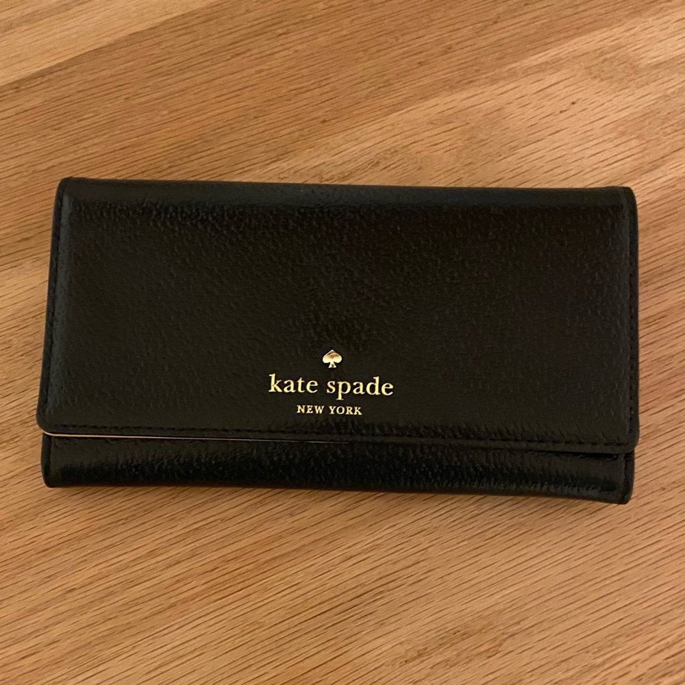 Kate Spade like new trifold wallet